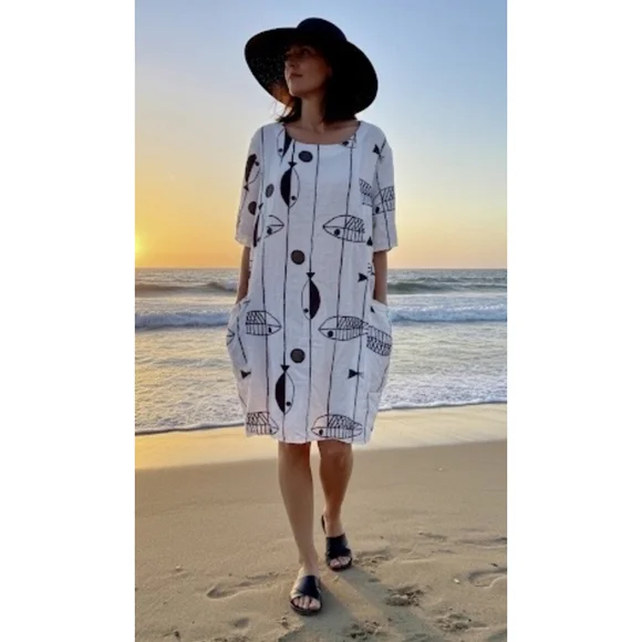 Vasna 100% Linen Fish Print Dress Plus Sz 1X Pockets Lagenlook Coastal Beach Art - Picture 1 of 10